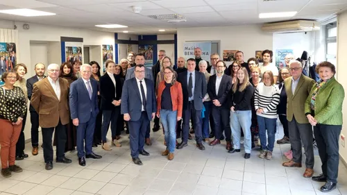 Municipales à Blois : 42 personnes derrière Malik Benakcha