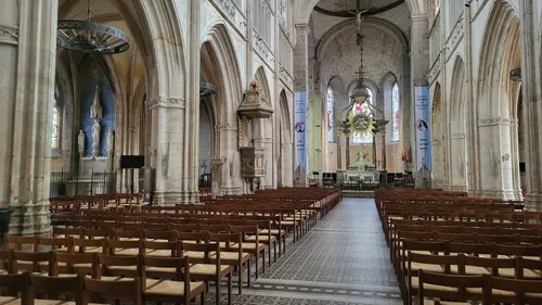 Alençon : une visite nocturne sensorielle à la basilique Notre-Dame