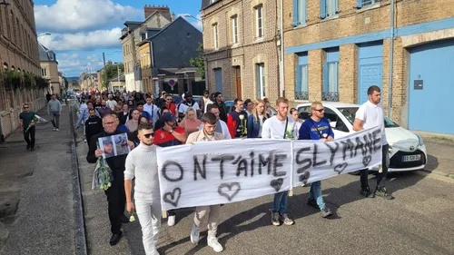 Incendie à Caudebec-lès-Elbeuf : la famille de Slymane participe à...