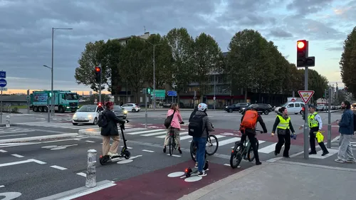 A Rouen, les cyclistes et utilisateurs de trottinettes sensibilisés...