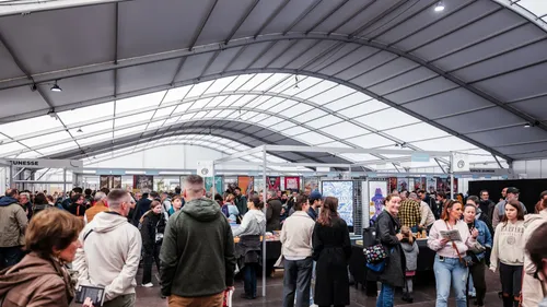 "Un contexte pas facile" : au Mans, le Salon du livre perd 200 000...