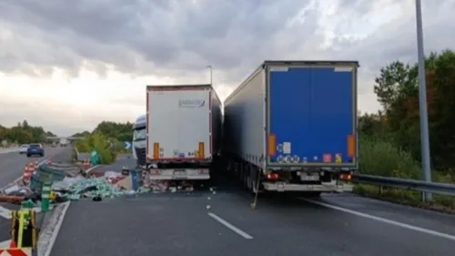 Près de Vierzon, deux camions se percutent sur l'A71