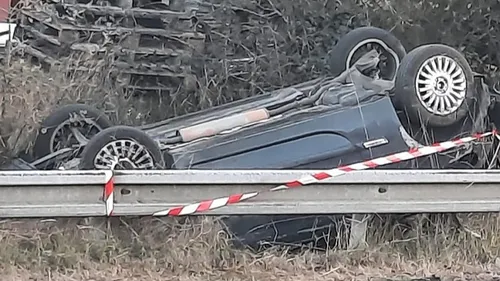 Au Mans, la voiture finit sur le toit rue de Saint-Aubin