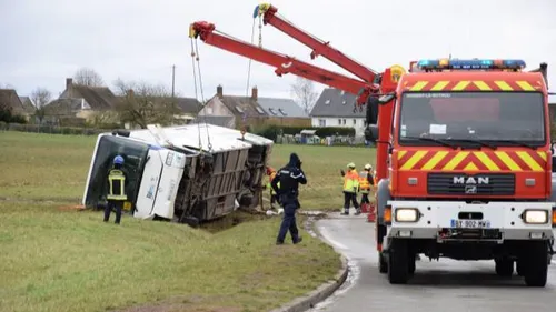 Drame de Jallans : le chauffeur du car incrimine... sa femme