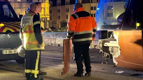 Le Mans : collision tram contre voiture près du pont Gambetta