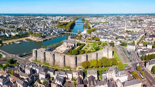 Sweet FM disponible en DAB+ au Mans et... à Angers !