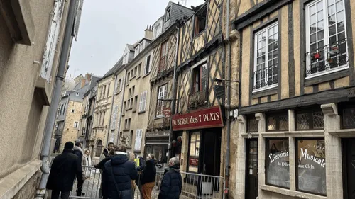 Le Mans : incendie à "L'Auberge des 7 Plats"