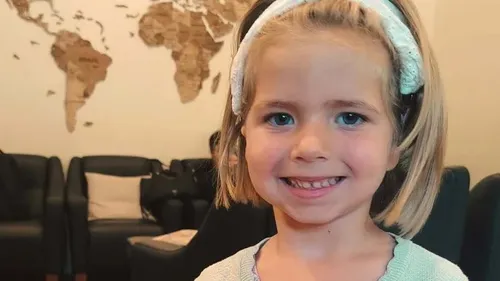 Alençon : Ava, 4 ans et demi, entend sans appareil du côté droit...