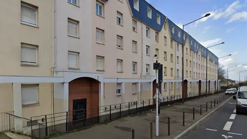 Au Mans, elle meurt après une chute du deuxième étage