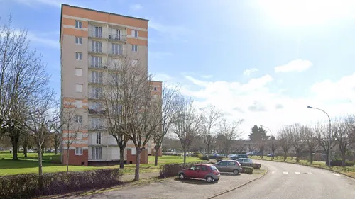 Nogent-le-Rotrou : le scooter prend feu, une victime évacuée à...