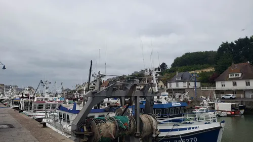 Un chalutier prend feu dans le Calvados
