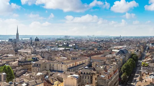 Sweet FM annonce la naissance de "ForEver" !