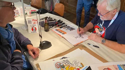 Auteurs et amateurs de BD réunis à Bourges pour le festival BulleBerry