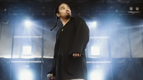 "Cabourg, Mon Amour" annonce le retour de Jyeuhair en 2025