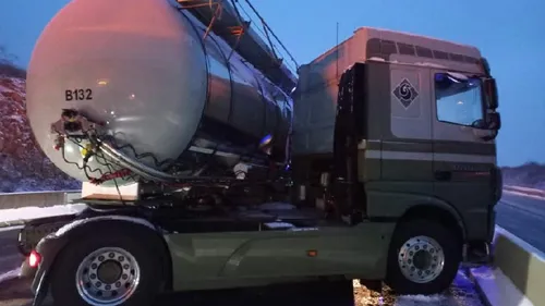 Sur l'A28, trafic interrompu suite à l'accident de poids-lourd