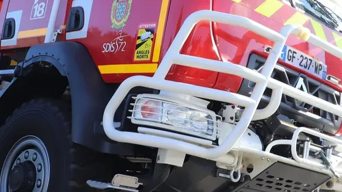 Sécheresse : un hectare brûle à Auvers-le-Hamon