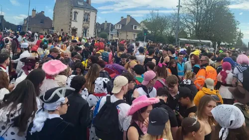 36 000 participants au carnaval étudiant de Caen