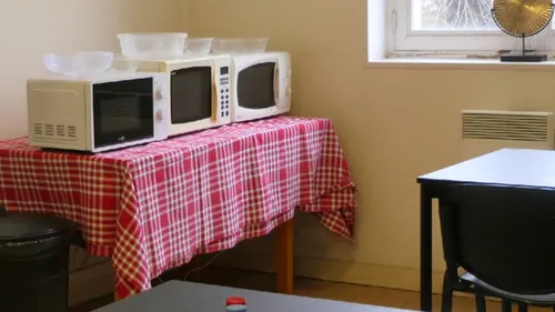 A Lisieux, un centre de jour pour les sans-abri dans l'ancien tribunal