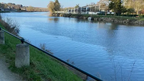 Château-Gontier : le corps d'un septuagénaire repêché dans la Mayenne