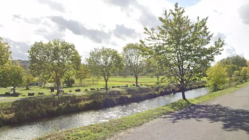 Le Mans : les pompiers repêchent un corps