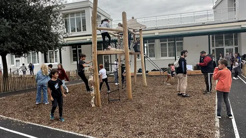 Bois-Guillaume : une cour d'école désormais végétalisée