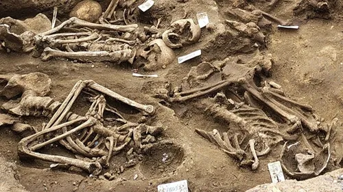 Fouilles archéologiques au Mans : cinq crânes ont disparu place...