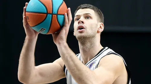 Le MSB recrute le pivot Serbe Dragan Apić