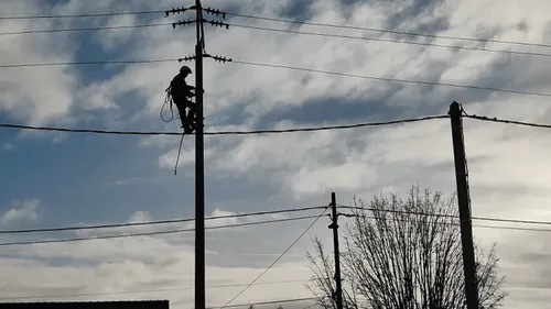 Tempête "Louis" : 10 000 foyers privés d'électricité en...