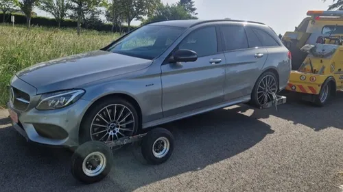 Flashé à près de 190 km/h sur la D957... et positif aux stups