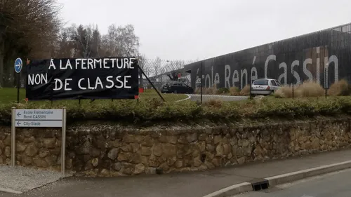 Bouloire : ils refusent la suppression d'une classe à l'école pour...