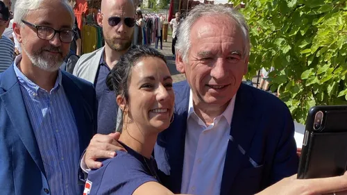 François Bayrou à Matignon : "la solution vers le compromis" selon...