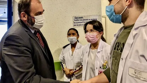 Rémunération des médecins intérimaires : François Braun augmente le...