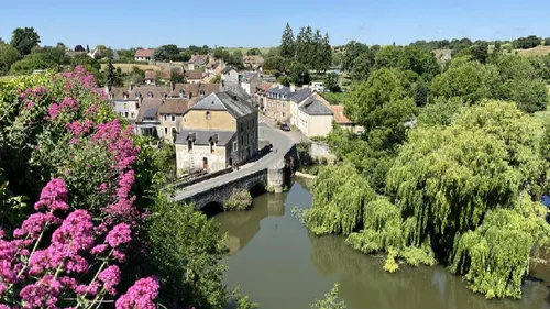 Des éoliennes dans le paysage ? La maire de Fresnay-sur-Sarthe est...