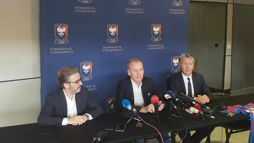 Foot : l'entraîneur du SM Caen Jean-Marc Furlan mis à pied