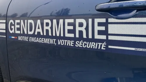 Dans l'Eure, le poids-lourd percute une saleuse sur l'A28