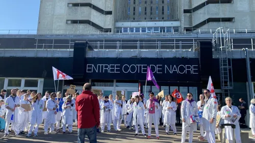 [PODCAST] Cinquième mobilisation des agents du laboratoire du CHU...