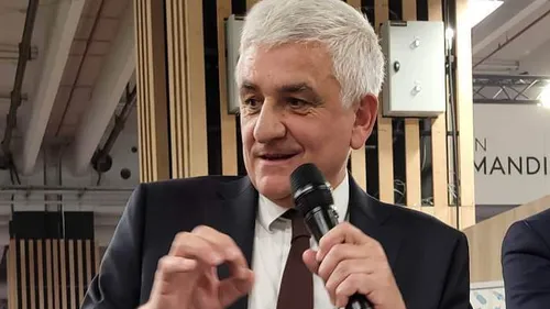 Alliance avec le RN : les appels à la démission d'Eric Ciotti se...