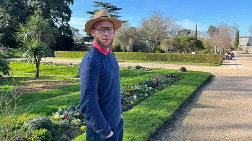 A Rouen, il fait revivre les plantes abandonnées