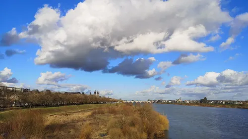 En Centre-Val-de-Loire, les rivières s’assèchent et le niveau des...