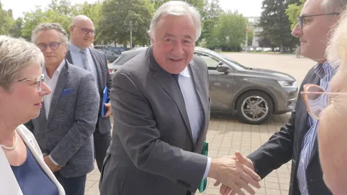 Loir-et-Cher : pas d’élus blésois pour accueillir Gérard Larcher