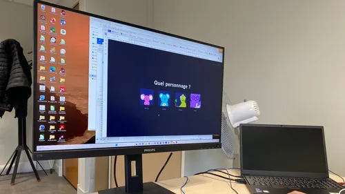 Blois : la ville teste des ordinateurs Linux dans des écoles