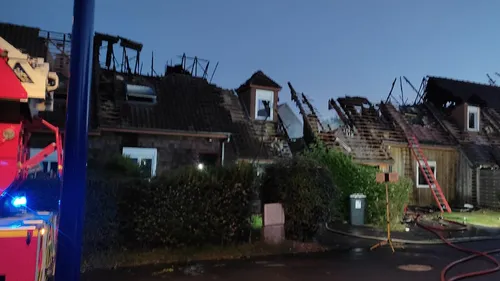 Cuverville : quatre maisons en feu