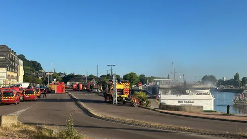 Honfleur : plus de 130 personnes évacuées d'un bateau de croisière...