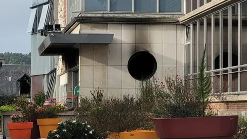 Grand-Couronne : de gros dégâts à la mairie suite à l'incendie