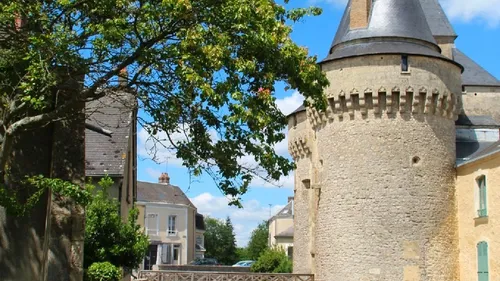 A La Ferté-Bernard, le parti de Marine Le Pen a triplé son score en...