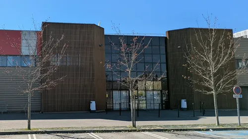 Évreux : deux ans après son ouverture, le supermarché "Triangle"...