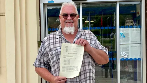 Le Trait : couvre-feu pour les mineurs cet été 