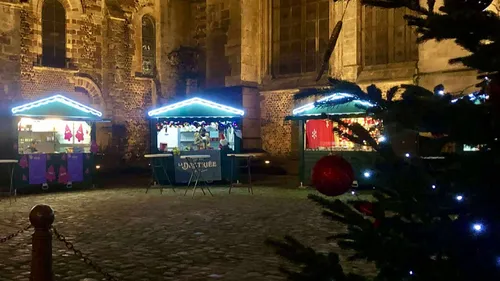 "Ça redonne de la vie au vieux-Mans" : au pied de la cathédrale, un...