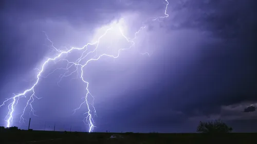 Orages : plusieurs départements de l'ouest en vigilance orange
