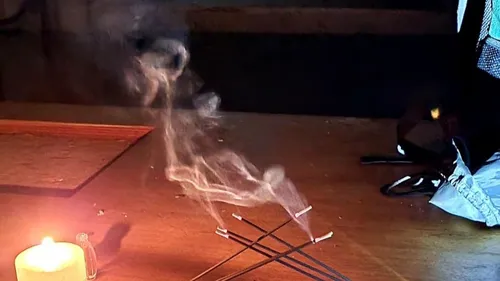 Passionnés de paranormal, ils enquêtent en Sarthe et Mayenne